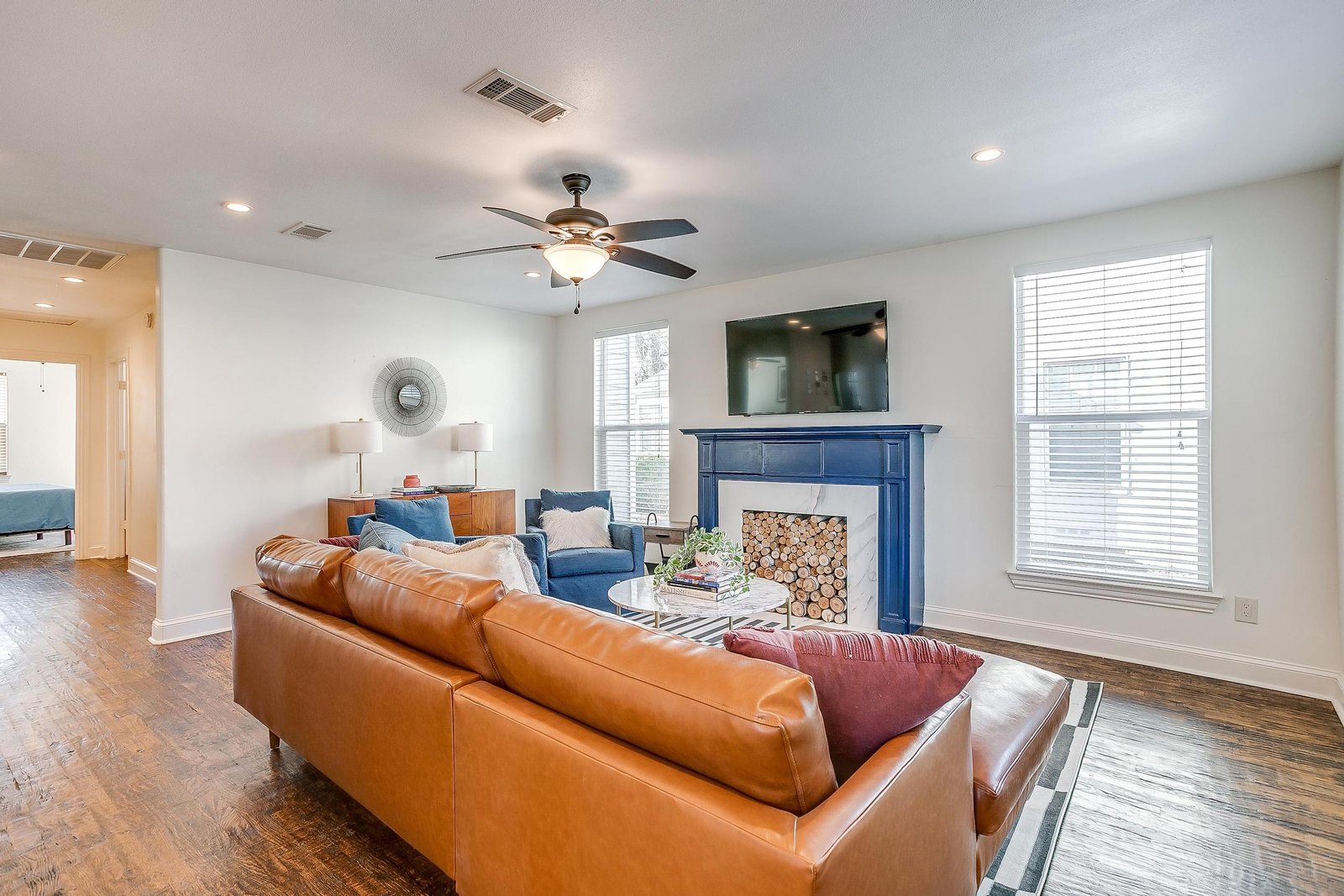 The Elevated Residence — photograph 8